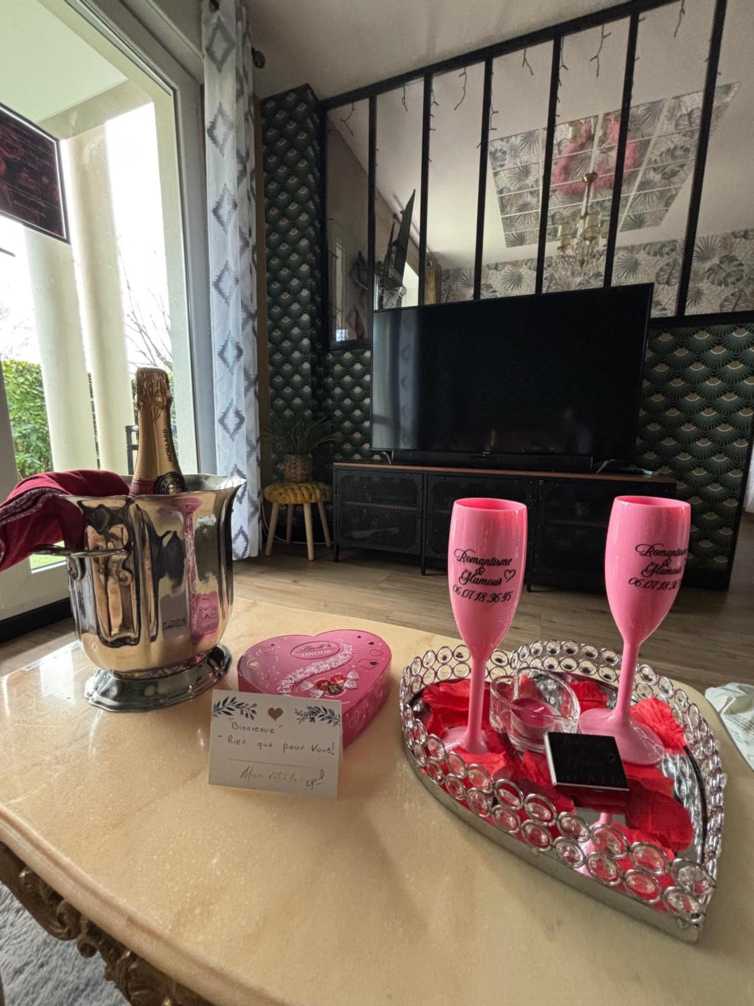 Romantisme Et Glamour Avec Spa ,Jardin Proche Zenith Dijon Dış mekan fotoğraf